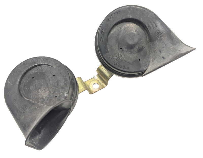 OEM 2000-2006 BMW X5 Horn Pair High And Low Note Horns 2001 2002 2003 2004 2005