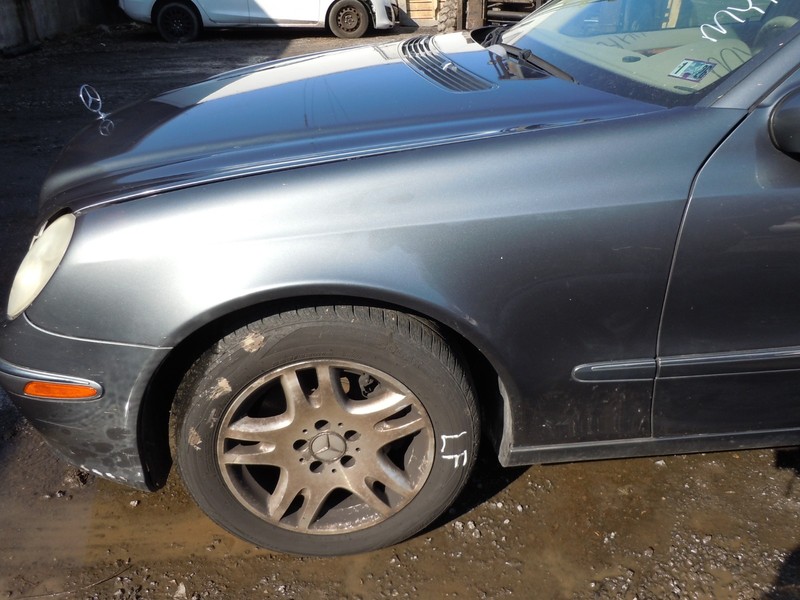 2006-2009 Mercedes-Benz E350 Fender Driver Left LH C368