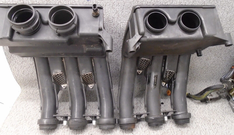INTAKE SILENCER PORT & STARBOARD 887897T 887896T MERCURY OUTBOARD 225 Hp MOTOR
