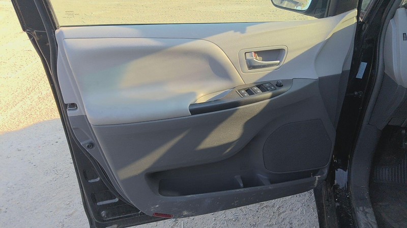Front Door Trim Panel TOYOTA SIENNA Left 15 16 17 18 19 20