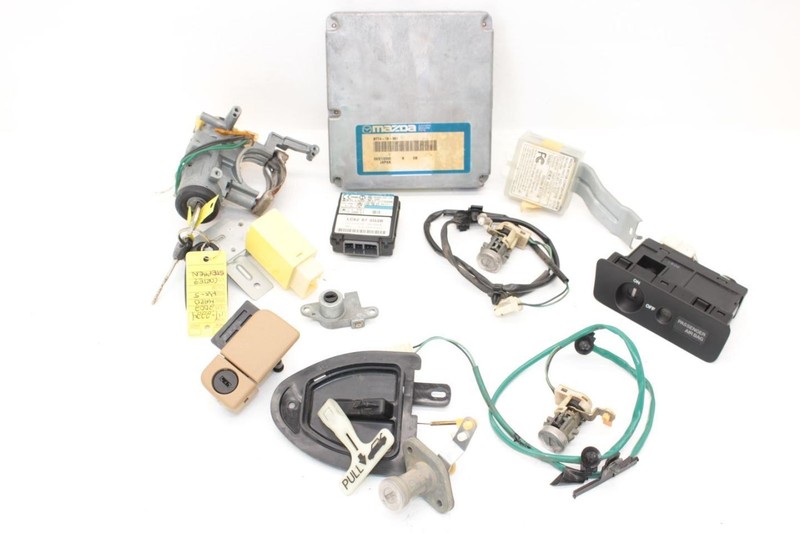 01-03 Mazda Mx-5 Miata NB 1.8L ECU Kit with Ignition and Key and Lock Cylinders