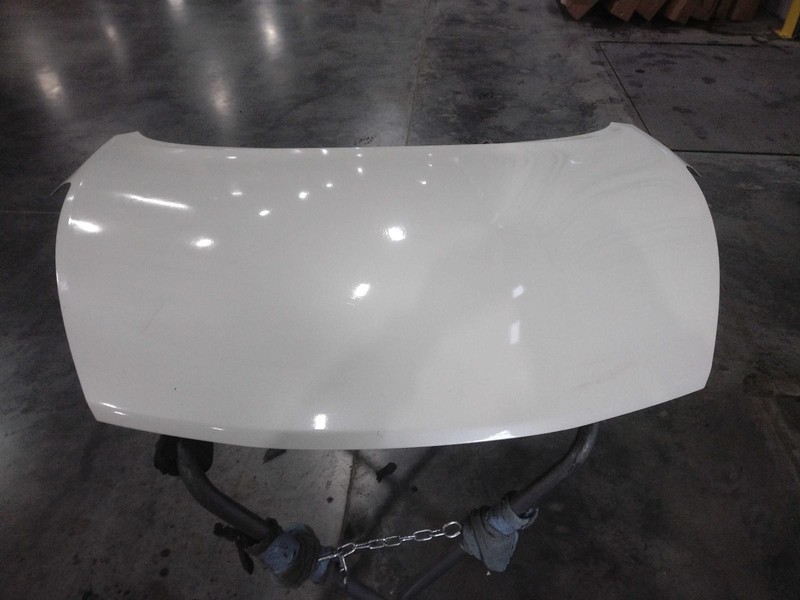 2015 Nissan Juke OEM Hood Panel White Light Scratches 1PC F510M1KAMA