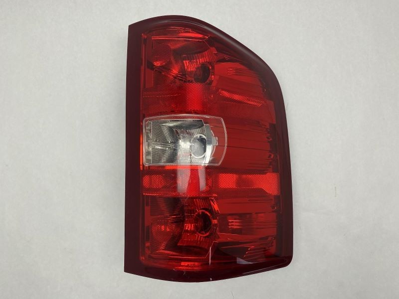 Right Passenger Side Tail Light Fits 2007-2013 Chevrolet Silverado 1500 83968