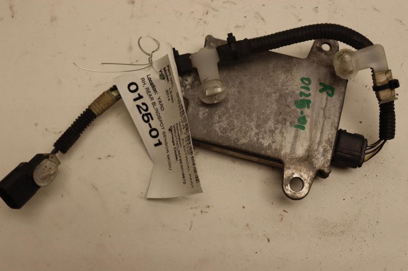 2014 LEXUS LS460 LS600H REAR RIGHT BLIND SPOT LANE COLLISION SENSOR MODULE OEM