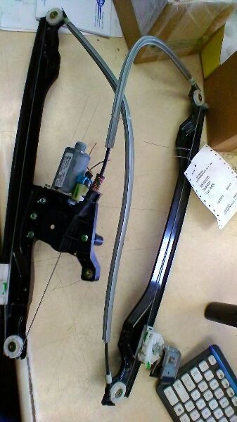 Passenger Right Front Window Regulator Fits 02-09 ENVOY 82128