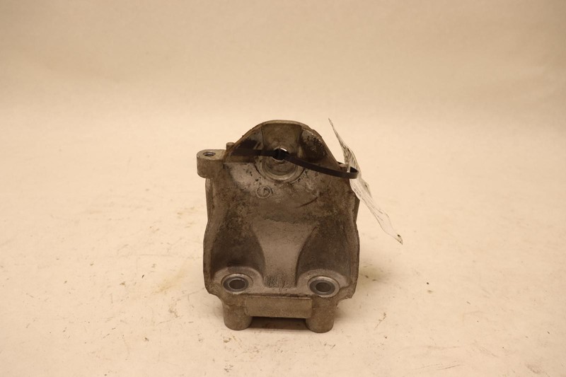 2016-2023 NISSAN MAXIMA 3.5L REAR LOWER ENGINE SUPPORT MOUNT BRACKET OEM