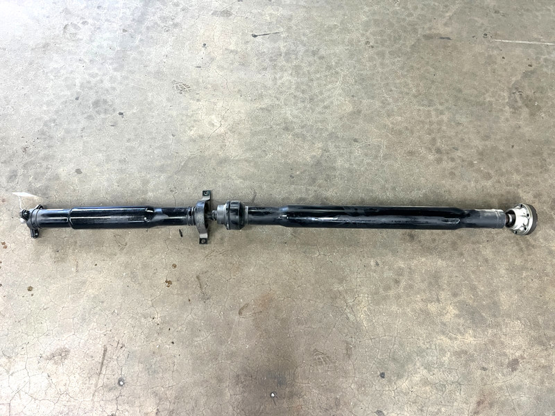 ⭐2014-2017 MASERATI QUATTROPORTE REAR AXLE DRIVESHAFT DRIVE SHAFT OEM LOT2638