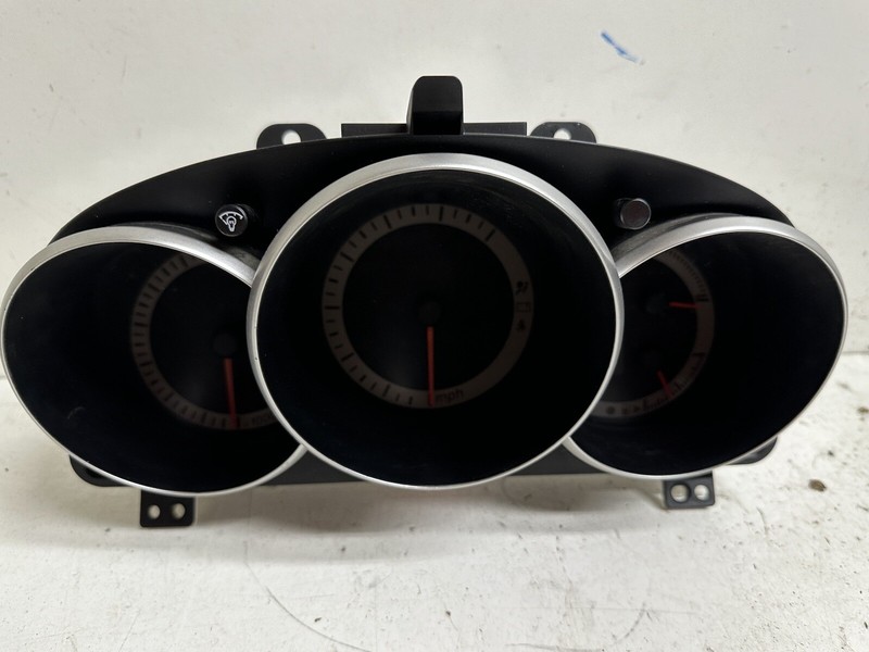 2005-2006 Mazda 3 2.3L Cluster Speedometer tach gauges instrument panel 67k