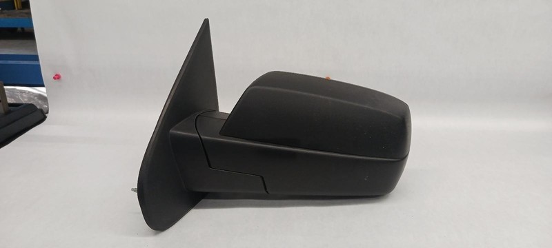 15-'19 GMC SIERRA 2500 Left driver Door Mirror manual adjust OEM Grade B