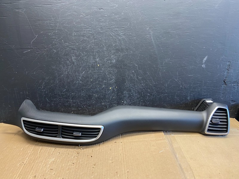 2019-2021 Hyundai Tucson Dash Center Right A/C Air Vent Grille Panel AD6817 DG