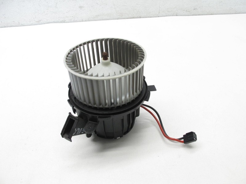 13-17 AUDI 8R Q5 A5 S5 A4 AC HEAT HEATER CLIMATE BLOWER MOTOR FAN ASSEMBLY 07032
