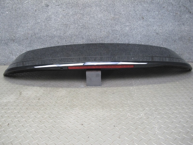 2017-2020 MASERATI LEVANTE M161 REAR TAILGATE SPOILER W BRAKE LIGHT 670040267