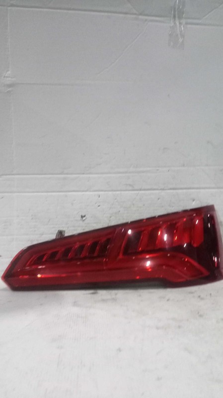 Used Right Tail Light Assembly fits: 2019 Audi Q5 tailgate mounted Right Grade A