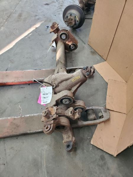 Front Axle 3.73 Ratio Fits 05-07 FORD F250SD PICKUP 274479