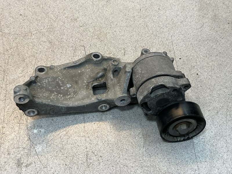 2015 Subaru Impreza Alternator Mount Bracket Tensioner