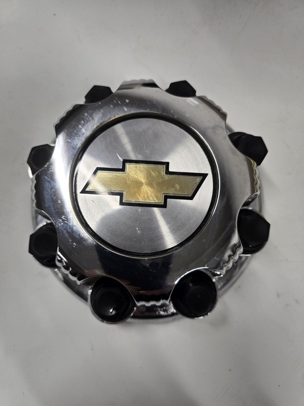 1999-2010 Chevrolet 2500 3500 Silverado Suburban Chrome Center Cap 5079 9597169