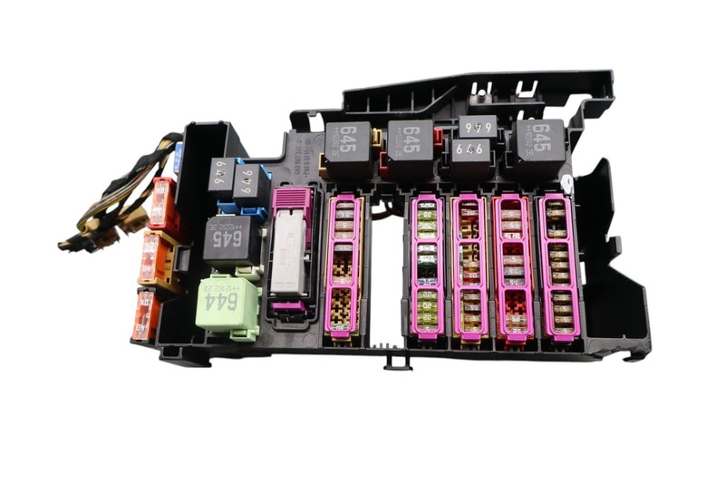 11-18 Audi A8 A8L Quattro Fuse Box Fusebox Relay Junction Unit W/ Mount Oem