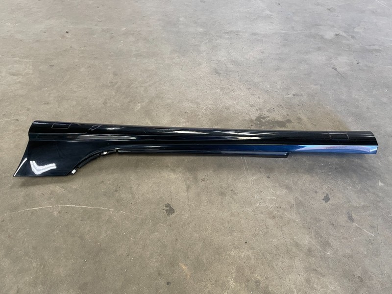 2013-2016 Mercedes SL550 SL400 R231 Left Side Skirt Rocker Panel Trim 1587 OEM