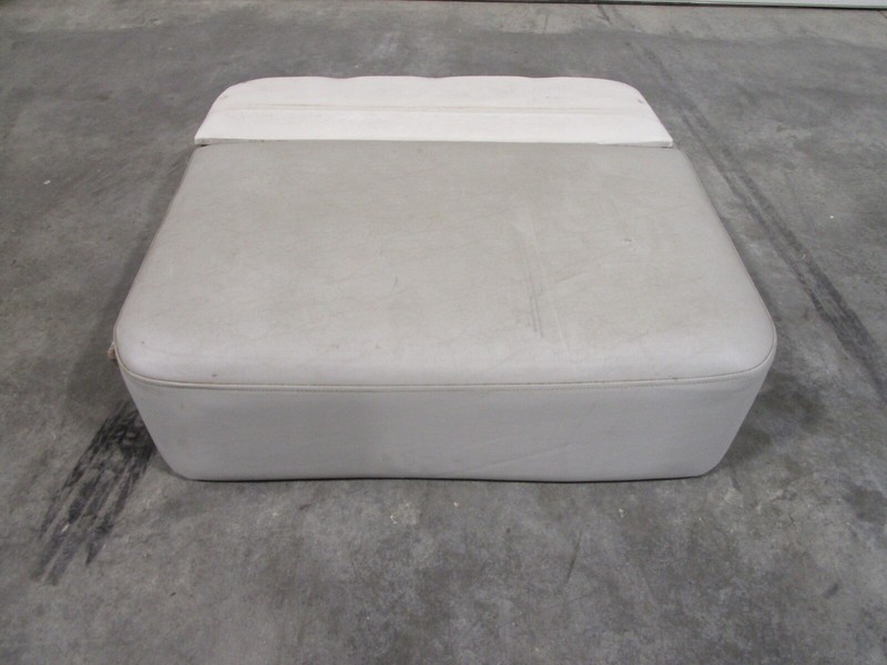 1989 Four Winns Horizon 180 4.3L V6 Engine Cover Motor Cap Hood