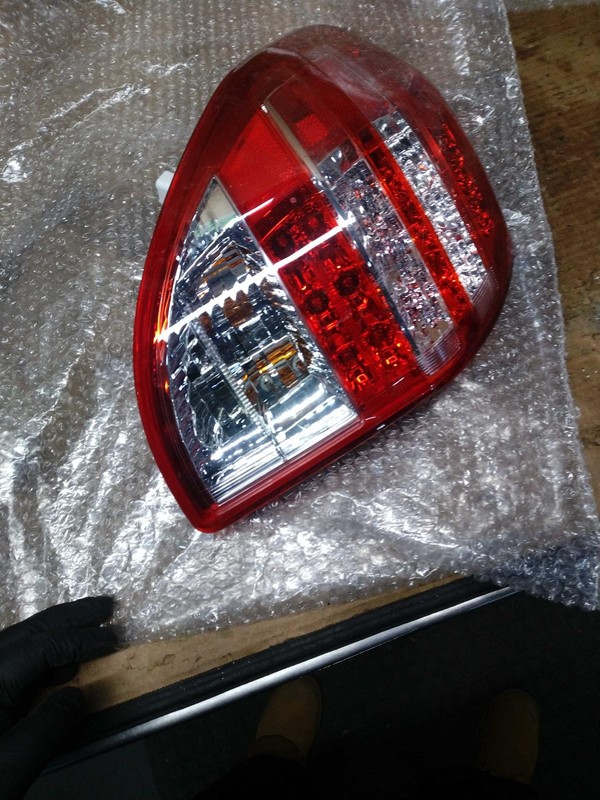 2011 Toyota RAV4 Left Tail Light Assembly Grey - Light Scratches - 536620