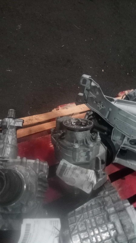 2016 Audi A3 4WD Transfer Case Assembly OEM 80K Miles Silver NJ25-16006-405079