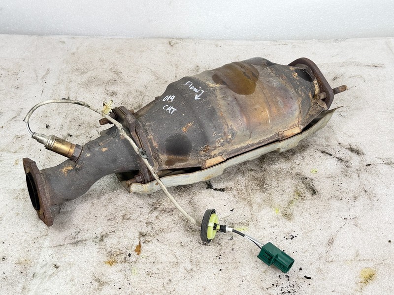 2000 NISSAN MAXIMA LOWER EXHASUT OEM 98K MILES #019