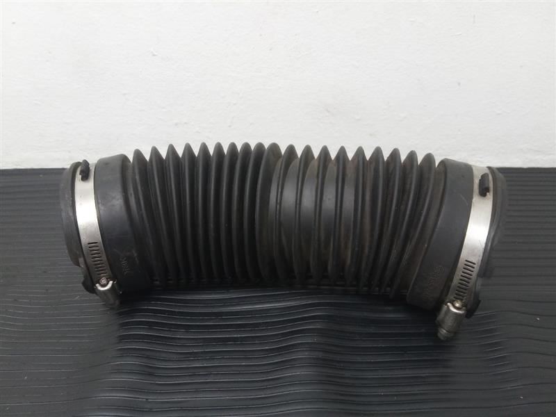 05-10 Jeep Grand Cherokee 3.7L & 4.7L Air Cleaner Hose Tube OEM 53013522AC
