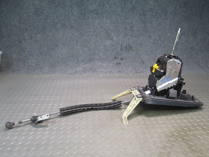 2011-2018 PORSCHE CAYENNE 958 AUTOMATIC TRANSMISSION FLOOR GEAR SHIFTER W CABLE