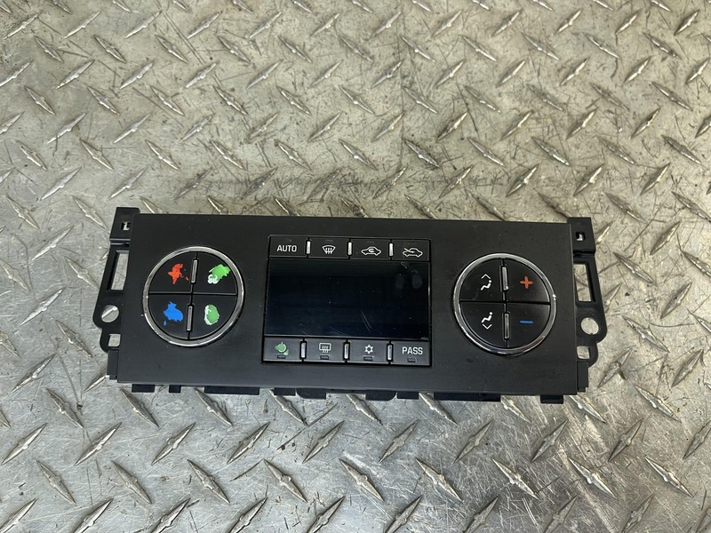 07-11 Silverado Automatic Temperature Control (opt Cj2) Rear Defrost (opt C49)