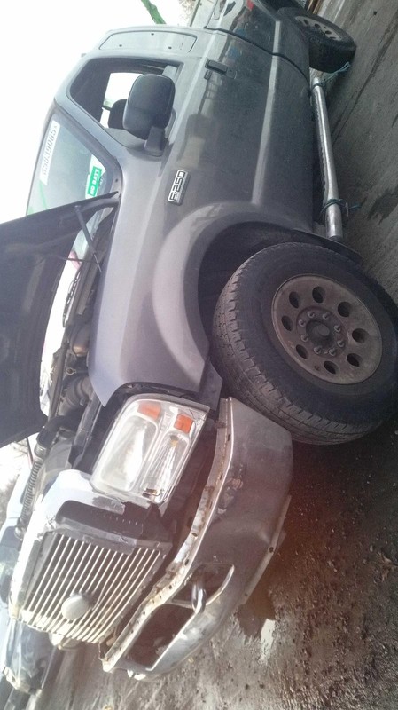 Used Rear Axle Assembly Rear fits: 2006 Ford F250SD PICKUP pickup SRW gasoline 5