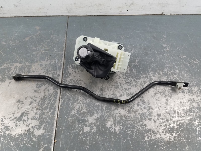 2023 Toyota GR86 Premium BRZ Auto Trans Shifter / Rod #5541 X8