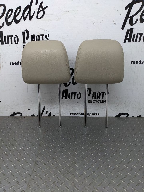 2010-2014 Subaru Outback Legacy Front LH & RH Headrest 1142797