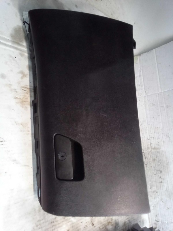 2015 Ford Fusion Glove Box Black Used OEM Part 4304087 140K Miles