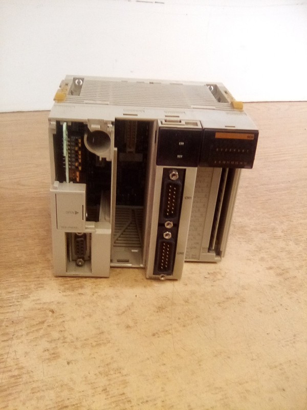 Omron PLC Module CQM1H-MAB42 W/Omron OCH