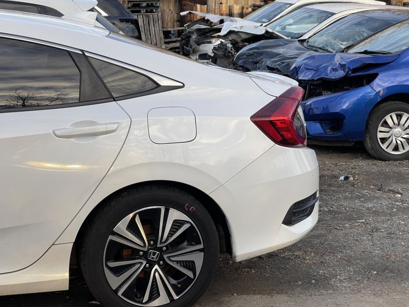 16-21 HONDA CIVIC LEFT QUARTER PANEL WHITE PC:NH788P 1.5L AT FWD 126K EX-T 62977