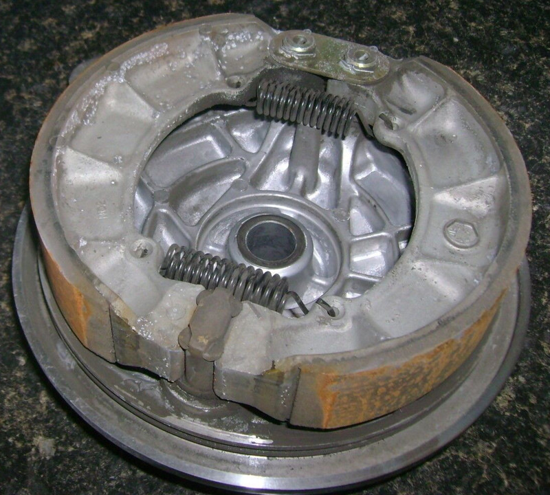 2002 Honda Shadow VT750 DCB Rear Drum Brakes Shoes & Cover 2003 2004 VT 750 B7
