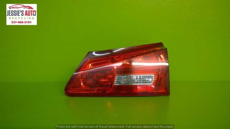 06 07 08 LEXUS IS250 PASSENGER RIGHT LID MOUNT TAILLIGHT LAMP OEM 2085-71