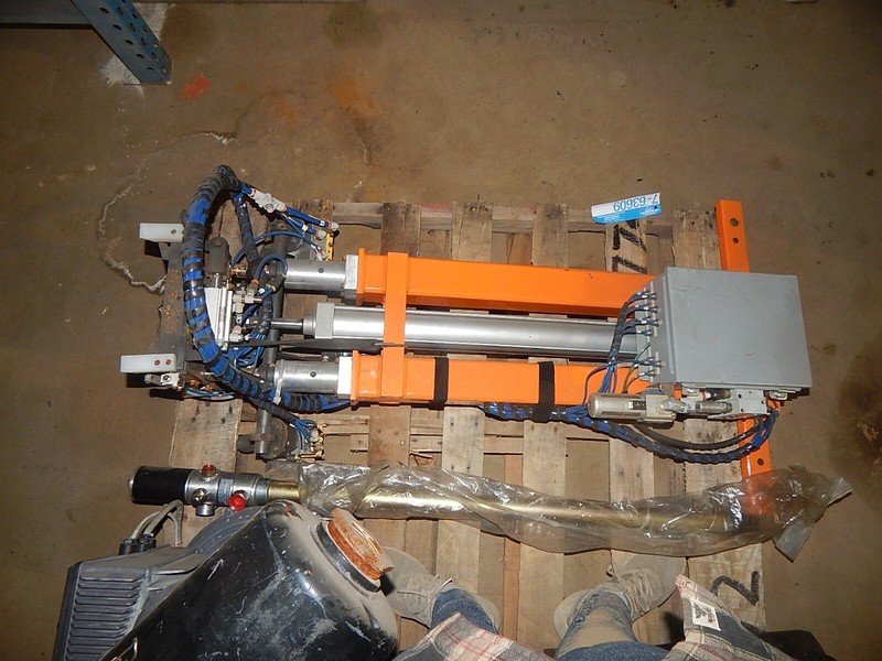 Pneumatics Product/Material Handler Pneumatic Conveyor Assembly