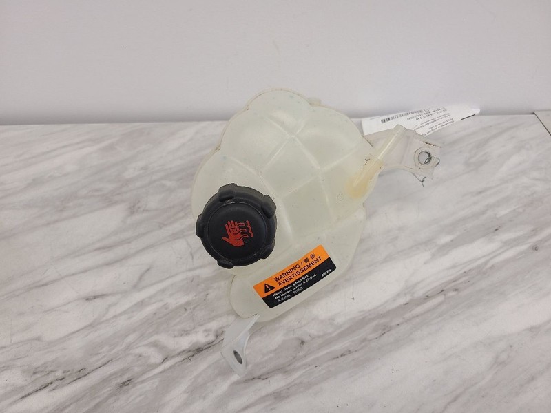 Coolant Reservoir Fits 19-21 INFINITI QX50 577610