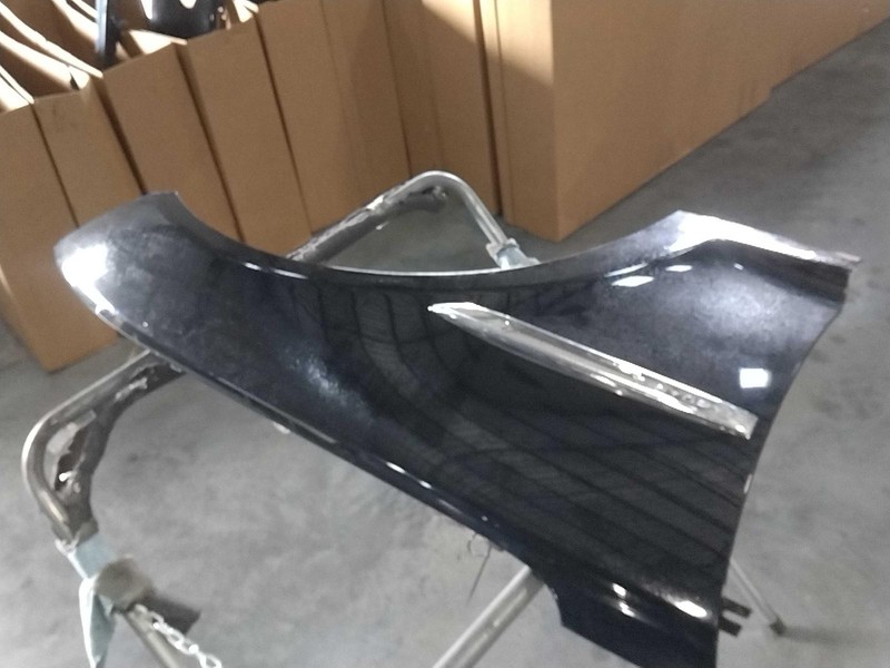 2015 Jaguar XJ Right Fender Black 433213 Used 93K Miles OEM Replacement Part