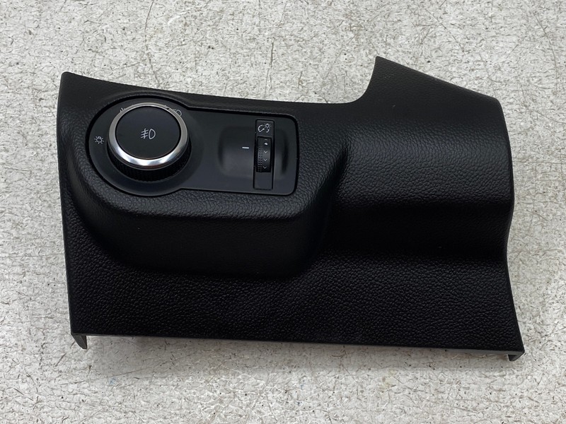 2016-2020 BUICK ENVISION HEADLIGHT FOG LIGHT CONTROL SWITCH PANEL OEM LOT779