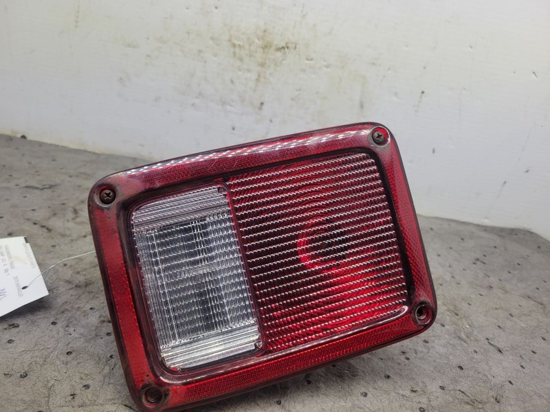 Driver Tail Light VIN W 6th Digit Jk Body Fits 07-18 WRANGLER 1773036