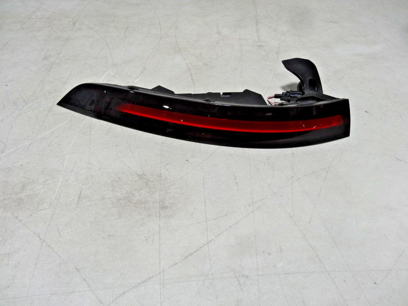 2024-2026 Hyundai Kona OEM Left Rear Outer Tail Light Lamp Assembly 92401