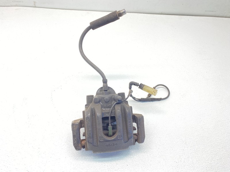 06-13 BMW E90 E92 E60 E63 M3 M5 M6 Rear Right Brake Caliper Shoe Housing OEM✅