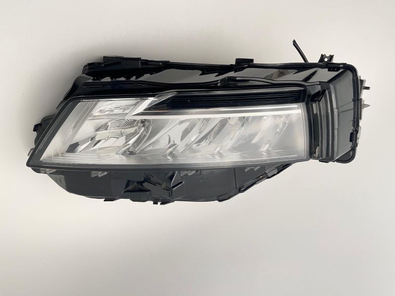 2021-2024 NISSAN ROGUE LEFT PARK LAMP AND TURN SIGNAL CRACK AT AWD 41K SV 52435