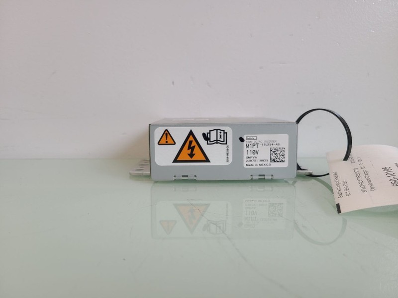 Conv/Invert/Charger Converter 110 Volt Fits 21-22 BRONCO SPORT 580322