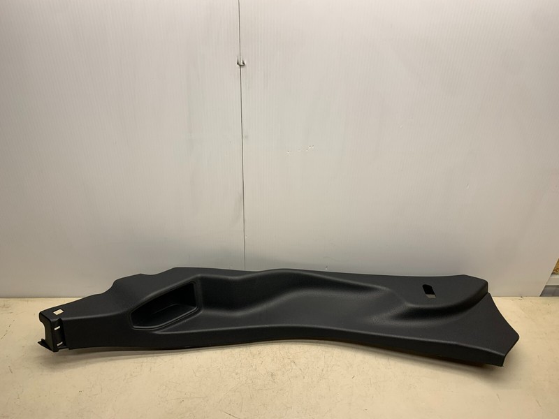2018-2022 FORD ECOSPORT LEFT DRIVER SIDE LOWER C PILLAR TRIM COVER PANEL BLACK