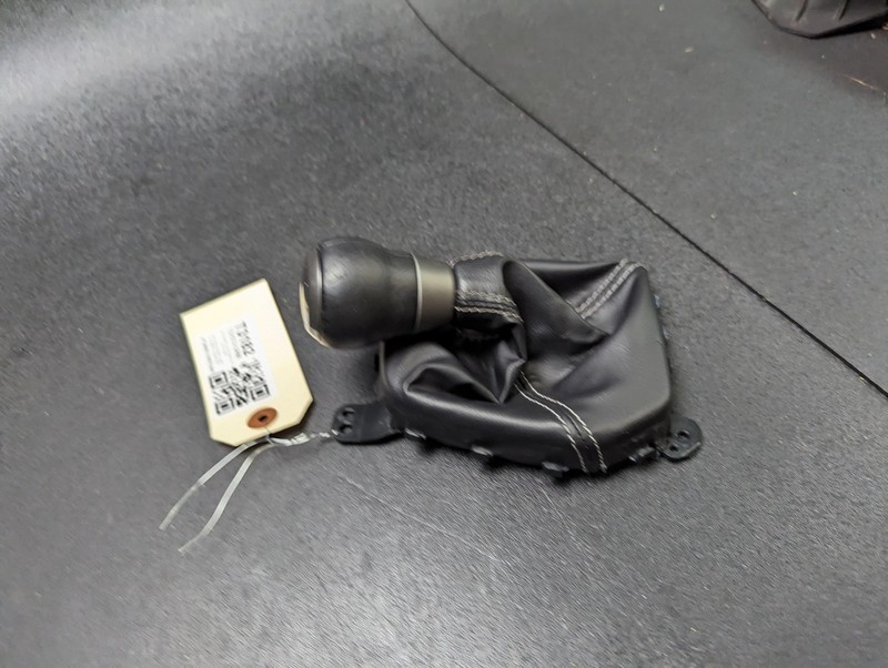 Transmission Floor Shifter Knob w/ Boot 2022 Toyota GR86 SU003-09698 2023