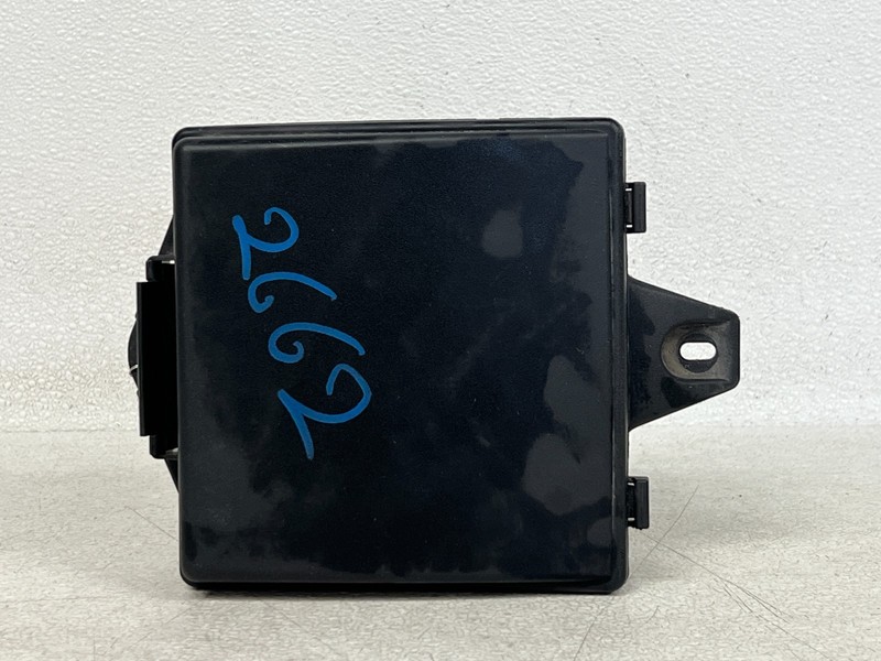 ⭐2010-2015 JAGUAR XK XKR ENGINE MOTOR FUSE RELAY JUNCTION BOX BLOCK OEM LOT2662