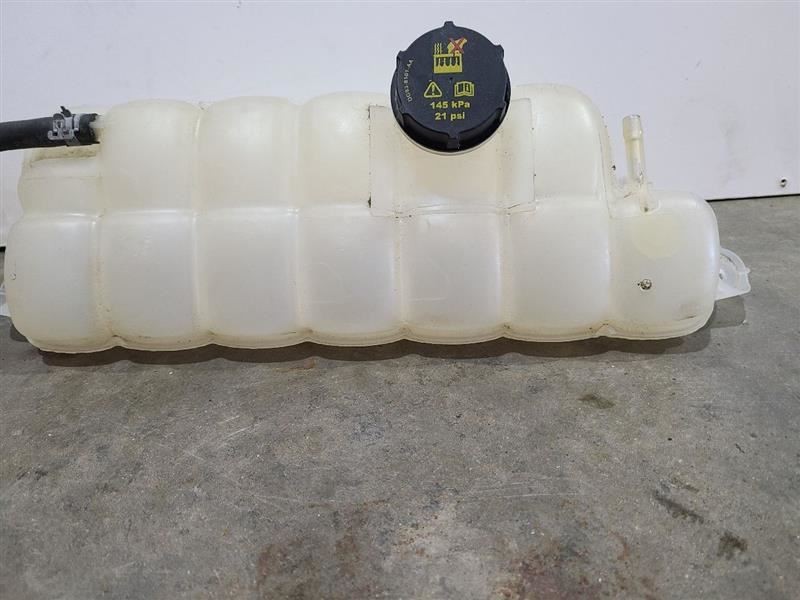 Coolant Reservoir Fits 15-20 FORD F150 PICKUP 572522